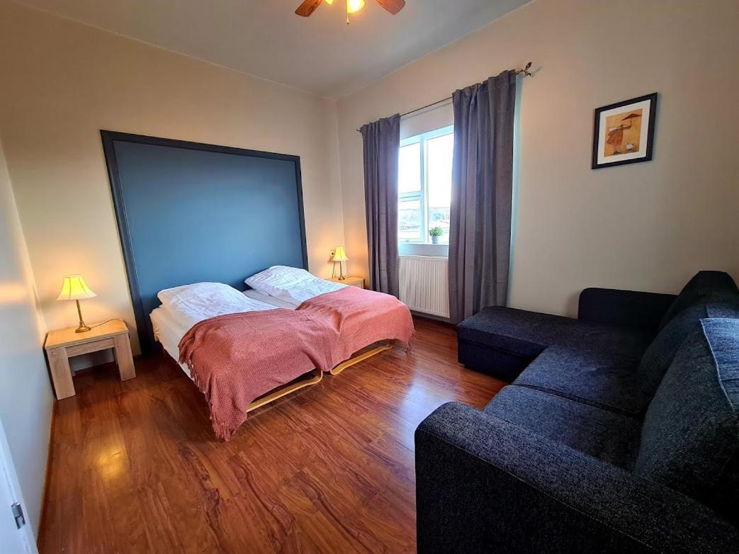 Hlin Guesthouse Вармаглід Екстер'єр фото